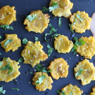 garlic tostones with chipotle aioli
