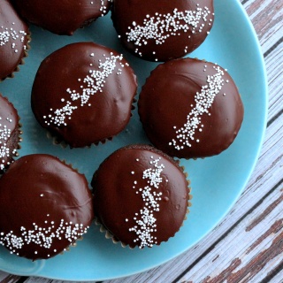 paleo hostess cupcakes