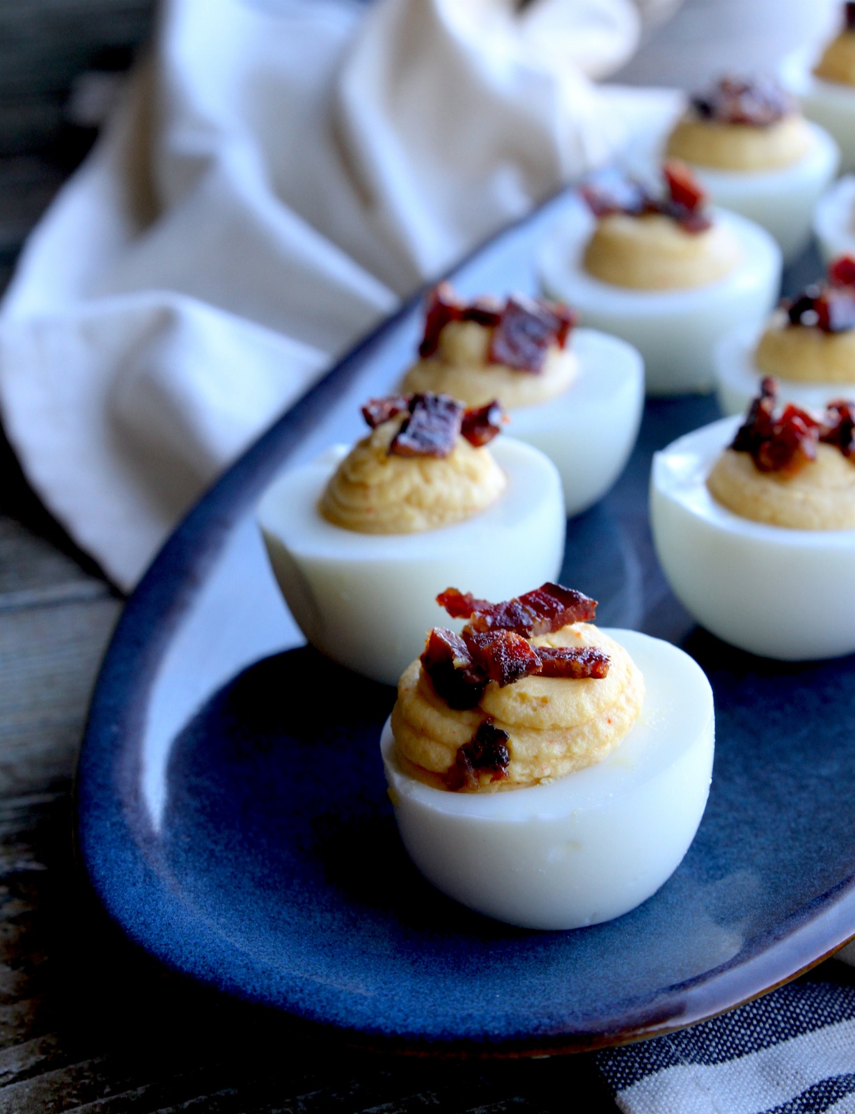 Deviled Eggs with Candied Bacon - zenbelly