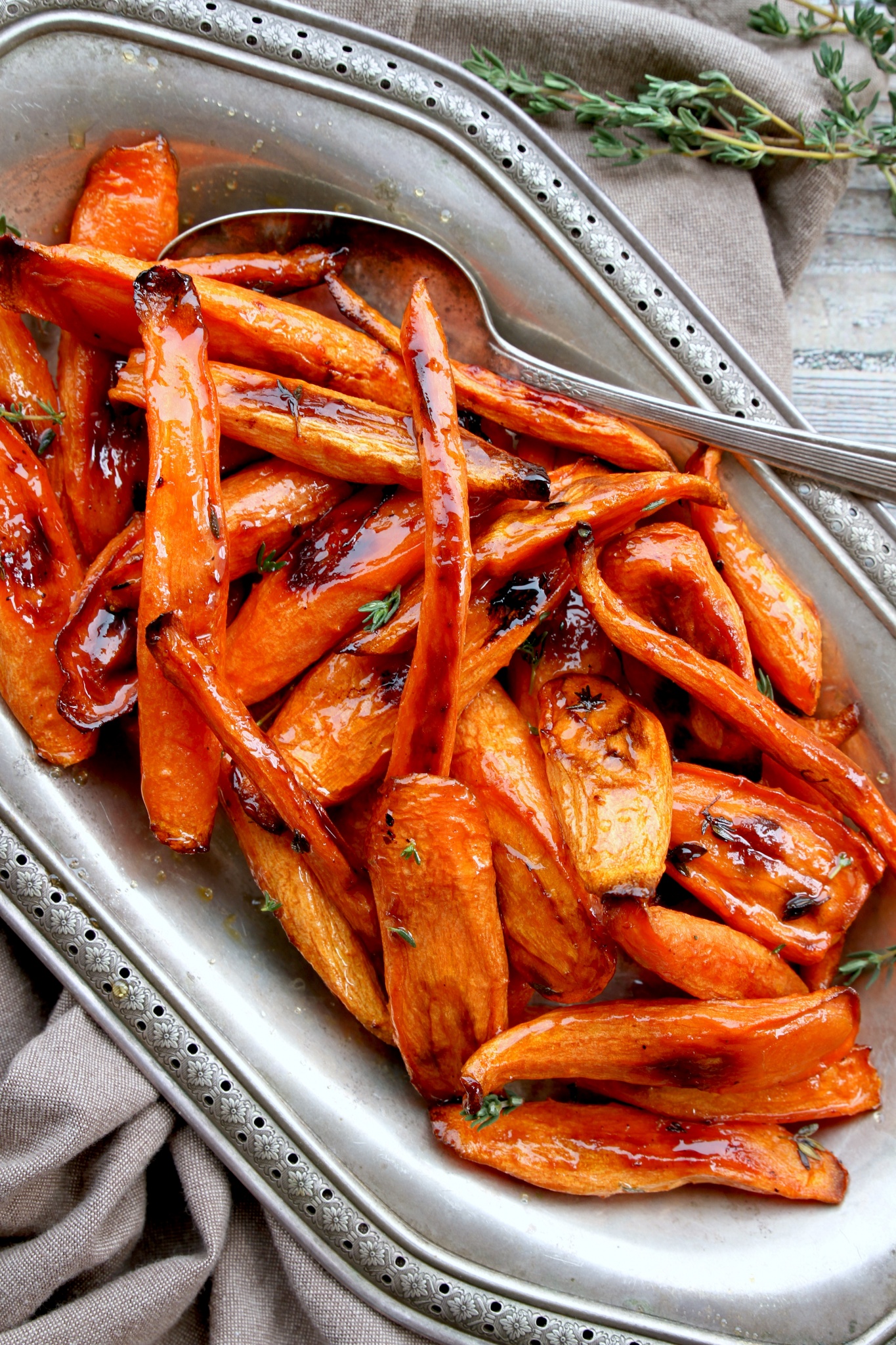 roasted carrots with honey + thyme | zenbelly